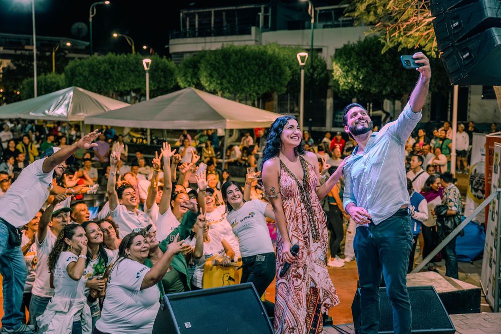2023 Misión Ecuador Galápagos - Feria Comercial y Conciertos